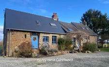 Stone character property with outbuildings, garden and apple orchard on just under 1 acre of land - Orne - Normandy