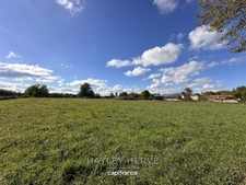 VALAMBRAY, CALVADOS (14) – STONE FARMHOUSE WITH OVER 1,000 M² OF OUTBUILDINGS, STABLES AND BARNS, SET IN ALMOST 1.5 HECTARES)