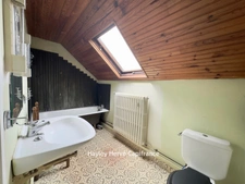 7 bedroom Family Home with South-Facing Garden, Independent Workshop and Outstanding Potential – BAYEUX (14)