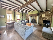 Maison en pierre avec gîte, dépendances et terrain de 2 200 m²(50) St Brice de Landelles, Manche - Proche Bretagne