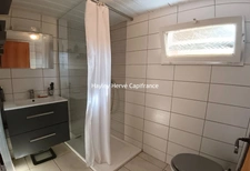 À vendre, à deux pas de la plage : chalet avec terrain, garages et beau potentiel Asnelles (14) (Calvados)