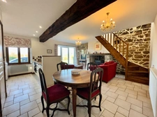 Maison en pierre avec gîte, dépendances et terrain de 2 200 m²(50) St Brice de Landelles, Manche - Proche Bretagne