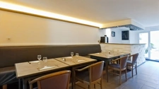 Murs et fonds de commerce à vendre CHAMPLITTE (70) Restaurant avec terrasse et logement