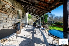 Murs et fonds : gite, chambres d'hôtes et table d'hôtes à vendre CHAUDENAY LE CHATEAU (21)