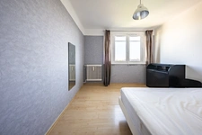 Apartment for sale in Dijon (21), 5 rooms, 95 m², with large balcony, cellar and garage