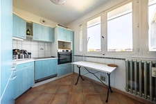 Apartment for sale in Dijon (21), 5 rooms, 95 m², with large balcony, cellar and garage