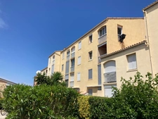 Appartement à vendre 2 pièces de 26 m² + loggia de 5 m² et place de parking à ARGELES PLAGE (66)