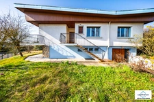 House for sale in SAINT APOLLINAIRE (21), 7 rooms, 5 bedrooms, 542 m² wooded plot with garage