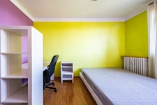 Apartment for rent in a shared 5-room flat in Dijon (21), near the university, with a large balcony. Suitable for 4 people. 