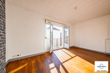Appartement à louer 3 pièces DIJON (21), secteur allées du Parc, avec balcon, cave et grenier