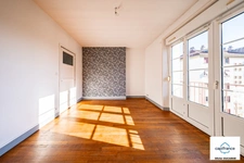 Appartement à louer 3 pièces DIJON (21), secteur allées du Parc, avec balcon, cave et grenier