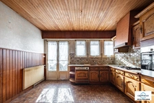 House for sale in SAINT APOLLINAIRE (21), 7 rooms, 5 bedrooms, 542 m² wooded plot with garage