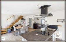 Appartement Duplex 4 chambres avec extérieur 250m² garage cave et cuisine d'été