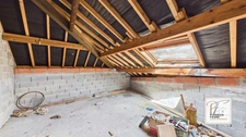 LA SALLE-LES-ALPES – 4 GARAGES +198 m² DE STOCKAGE – PRODUIT RARE