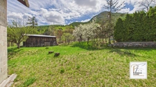 LA SALLE-LES-ALPES – 4 GARAGES +198 m² DE STOCKAGE – PRODUIT RARE