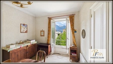 BRIANÇON – Maison historique de 193,67 m² à rénover, jardin arboré et vue montagne