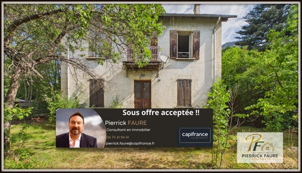BRIANÇON – Maison historique de 193,67 m² à rénover, jardin arboré et vue montagne