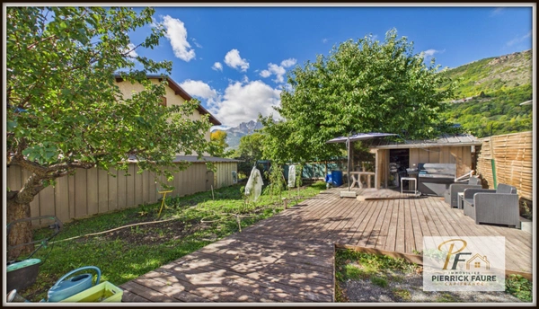 Briançon — appartement avec Un vrai jardin, une terrasse au soleil et le calme près du centre
