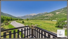 Maison atypique à Villar-Saint-Pancrace : jardin, dépendance et vue montagne