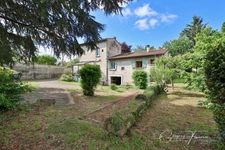 MAISON FAMILIALE – 128 m² – 7 PIÈCES – 5 CHAMBRES – TERRAIN 1 508 m² – RIVE-DE-GIER
