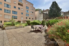 APPARTEMENT FAMILIAL 79 m² – 4 PIÈCES – 3 CHAMBRES – GRAND GARAGE – GRAND JARDIN – RÉSIDENCE CALME AVEC ASCENSEUR – SAINT-ÉTIENNE