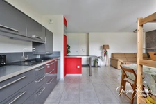T3 70 m² Rez-de-jardin avec terrasse exceptionnelle de 124 m² + garage – Vue nature