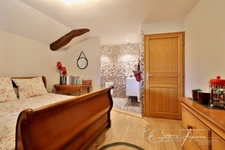 DOMAINE DE CHARME DU XIXᵉ SIÈCLE – 220 m² – MONTS DU LYONNAIS