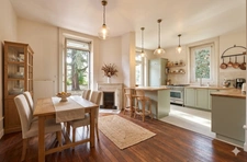 Maison bourgeoise de caractère – 200 m² – 6 chambres – Terrain arboré 712 m²