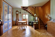 MAISON FAMILIALE – 128 m² – 7 PIÈCES – 5 CHAMBRES – TERRAIN 1 508 m² – RIVE-DE-GIER