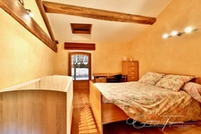 DOMAINE DE CHARME DU XIXᵉ SIÈCLE – 220 m² – MONTS DU LYONNAIS