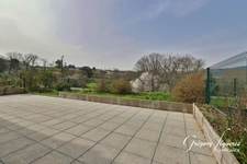 T3 70 m² Rez-de-jardin avec terrasse exceptionnelle de 124 m² + garage – Vue nature