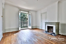 Maison bourgeoise de caractère – 200 m² – 6 chambres – Terrain arboré 712 m²