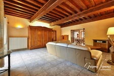 Exceptional house with rare amenities in the Monts du Lyonnais