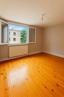 Appartement traversant et lumineux T3 de 55 m² – Proche Cours Fauriel, au calme et à proximité immédiate de toutes les commodités !