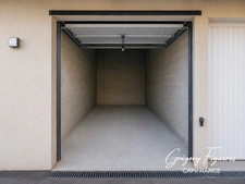 GARAGE FERMÉ À LOUER – 14,1 m² – DÉCINES-CHARPIEU – RUE DE LA RÉPUBLIQUE