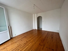 Appartement traversant et lumineux T3 de 55 m² – Proche Cours Fauriel, au calme et à proximité immédiate de toutes les commodités !