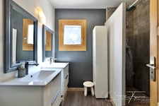 CHÂTEAUNEUF – MAISON FAMILIALE 6 PIÈCES – 4 CHAMBRES – VUE DÉGAGÉE – TERRAIN 1 174 M²