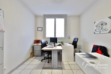 Lorette : deux logements, deux entrées, un seul prix