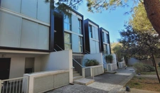 MONTPELLIER (34) Ovalie – Duplex 3 pièces avec terrasse, 2 parkings, climatisation – Résidence récente 2010 – Aucun travaux