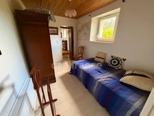 Propriété à vendre 8 pièces avec terrain et dépendances en périphérie de Carhaix-Plouguer