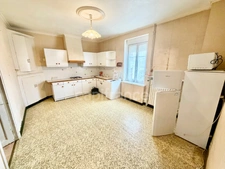 IMMEUBLE - Deux T2 de 42m2 à vendre 5 pièces CARHAIX PLOUGUER (29)