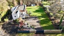 A 5 minutes de Carhaix-Plouguer - PRESTATIONS HAUT DE GAMME - Magnifique Maison à vendre 7 pièces  (22) DPE C