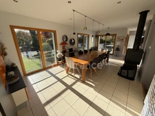 A 5 minutes de Carhaix-Plouguer - PRESTATIONS HAUT DE GAMME - Magnifique Maison à vendre 7 pièces  (22) DPE C