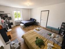 EXCLUSIVITÉ - Maison mitoyenne avec jardin à vendre 7 pièces à Pleyben
