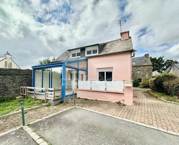 EXCLUSIVITÉ - Maison à vendre 5 pièces LANDELEAU (29) VIE DE PLAIN PIED POSSIBLE