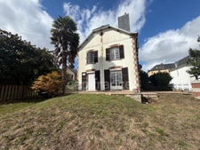 EXCLUSIVITÉ - Immeuble à vendre CARHAIX PLOUGUER (29)