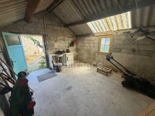 EXCLUSIVITÉ - Deux maisons à vendre avec jardin et dépendances  (22)