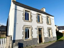 EXCLUSIVITÉ - Maison à vendre 5 pièces MAEL CARHAIX (22)