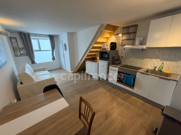 RARE SUR LE MARCHÉ - Maison à vendre 5 pièces avec studio indépendant en rez-de-chaussée