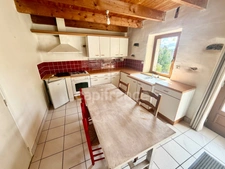 EXCLUSIVITÉ - Deux maisons à vendre avec jardin et dépendances  (22)